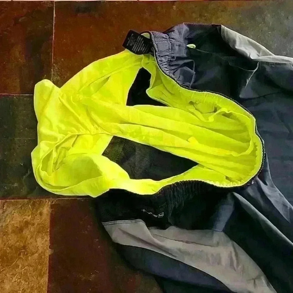 Russell Athletic men's XL workout short w/ liner dri power cool soft like new - Picture 5 of 5